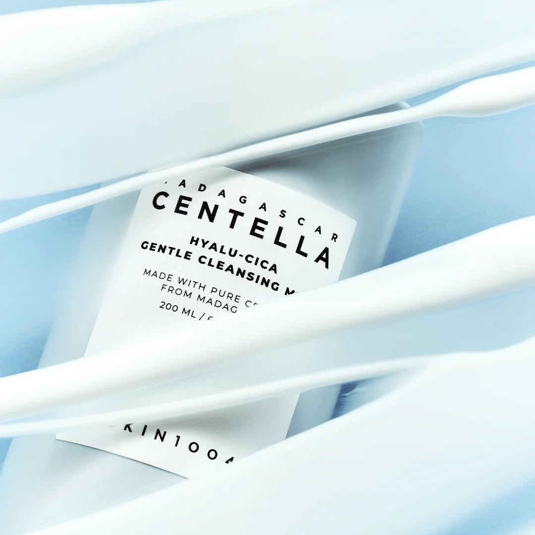 Madagascar Centella Hyalu-Cica Gentle Cleansing Milk (Leche Limpiadora Suave)