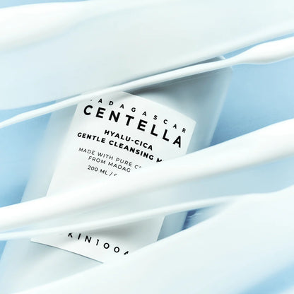 Madagascar Centella Hyalu-Cica Gentle Cleansing Milk (Leche Limpiadora Suave)